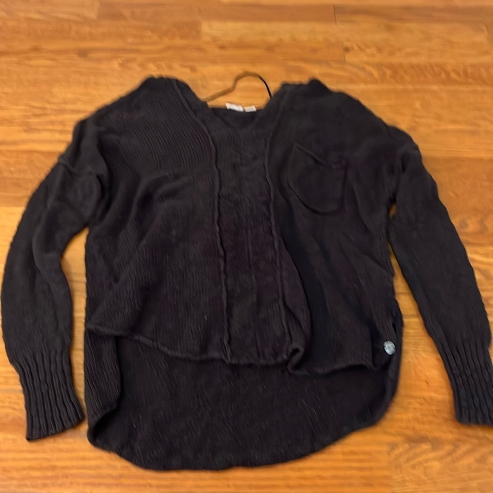 Roxy Women’s Black Sweater Size Small